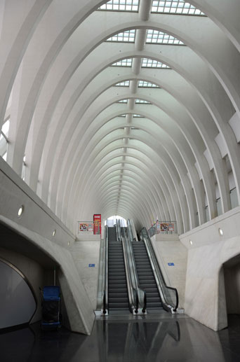 Liège-Guillemins train station, Liège, 2009. Santiago Calatrava, architect.